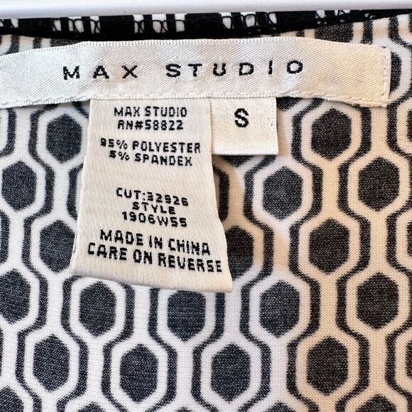 Max Studio Women's Black and White Geometric Print A-Line Dress Size Small - Picture 4 of 5